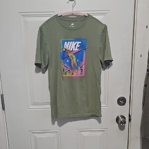 Nike Green Graphic Tee Short Sleeve
